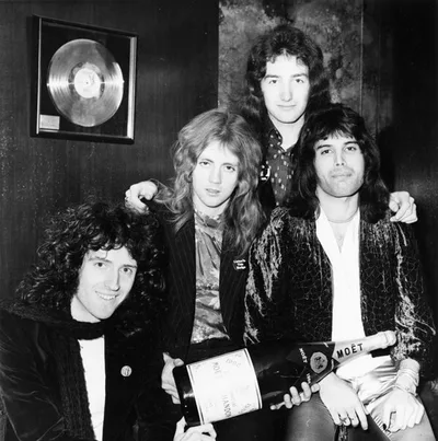 Постер Queen